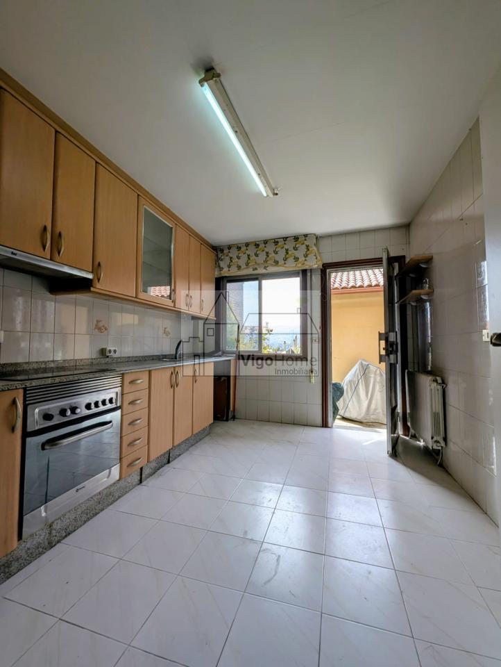 COCINA BAJO VIVIENDA